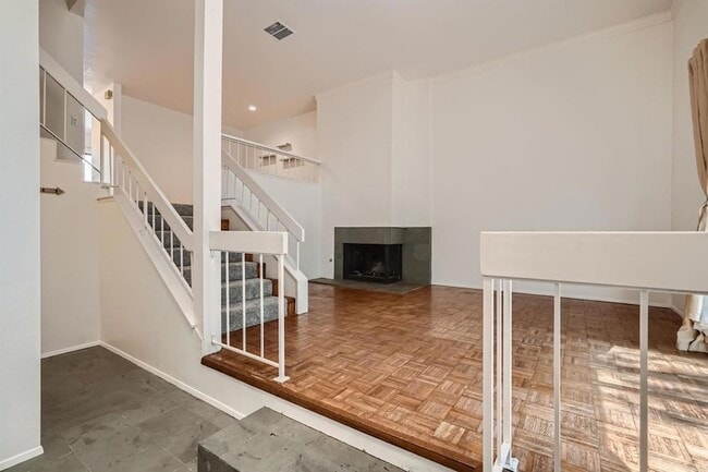 Photo - 3253 Caminito Eastbluff