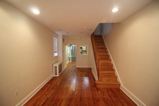 Photo - Exceptional Upper Fells 2bd/2ba End Rowhome w/ CAC & Rooftop Deck!--Available 7/15