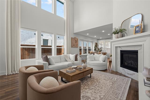 Photo - 2712 Epping Wy