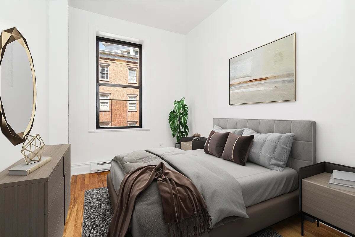 Photo - 322 W 11th St Unidad 18