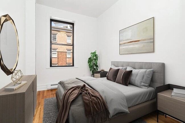 Photo - 235 W 12th St Unidad 14