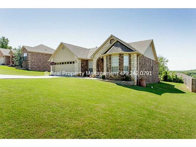 Photo - 2231 Park Ave