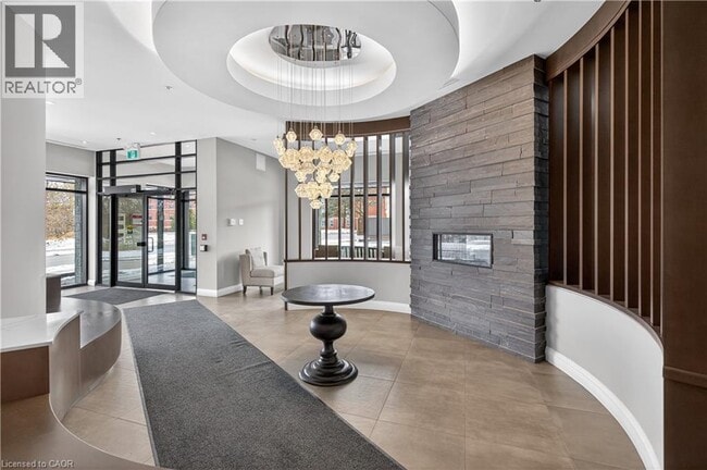 Photo - 1 Redfern Ave Unité 225