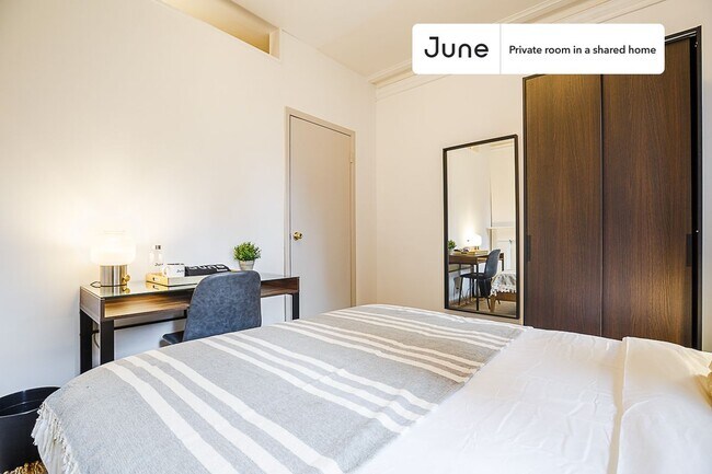 Photo - Room in Shared 5 bed/1 bath home Unit D