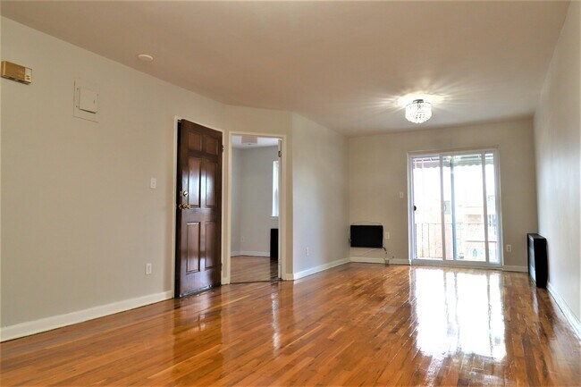 Photo - 718 E 84th St Apartments Unit 3