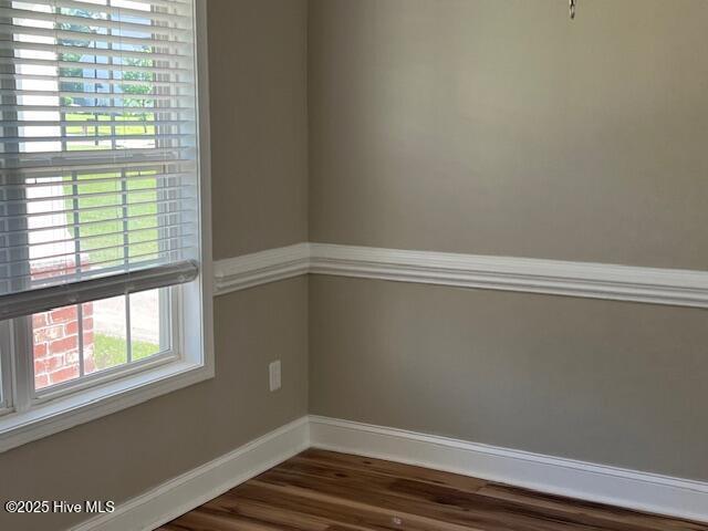 Photo - 154 Rosslyn Chapel Ln