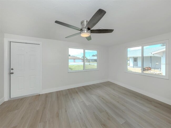 Photo - 193 Golf Club Ln