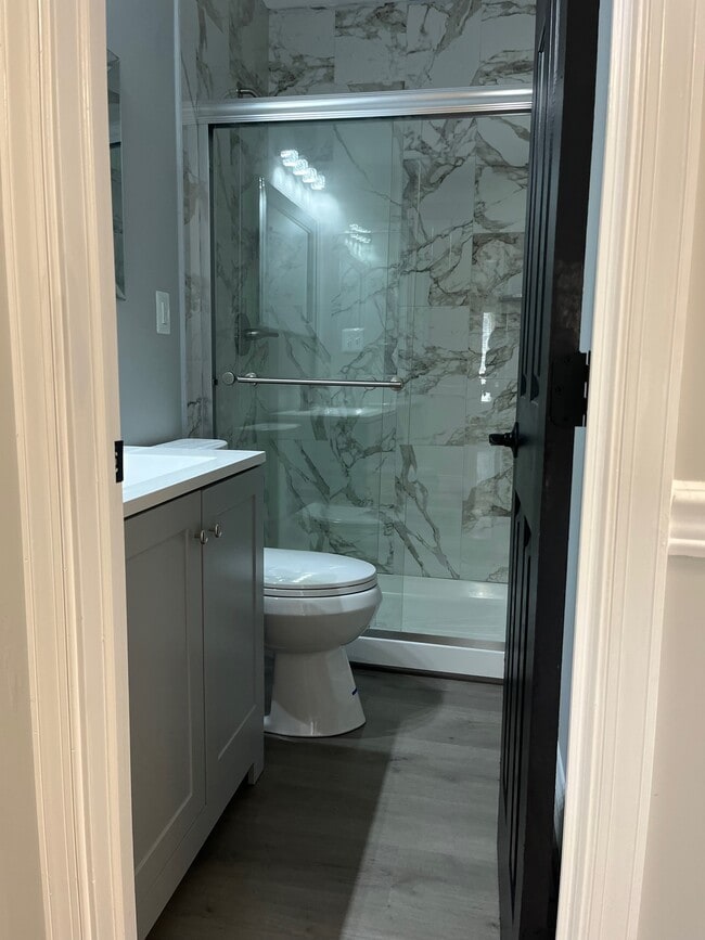 Photo - 4108 Groveland Ave