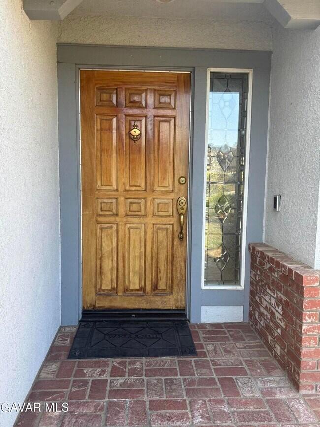 3021 Mariposa Ave