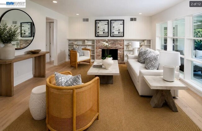 Photo - 617 Giralda Dr