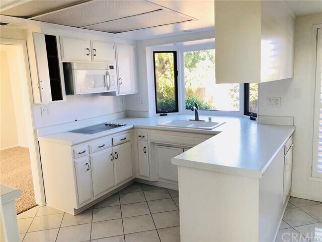 Photo - 16352 Whittier Ln