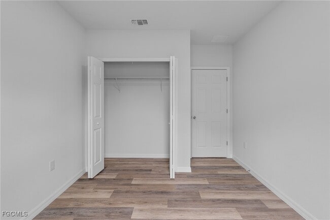 Building Photo - 945 Butler St E