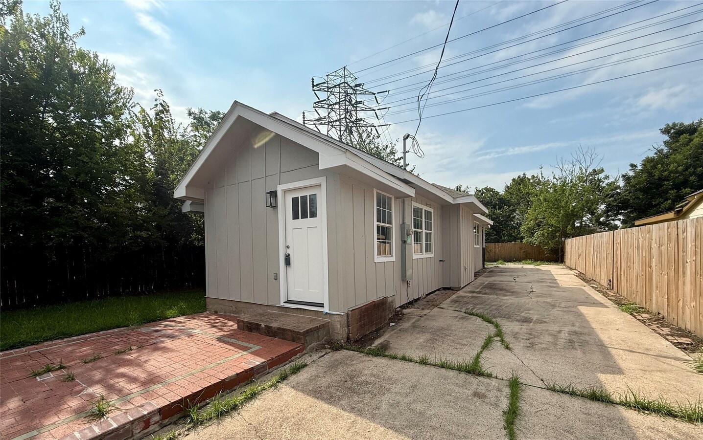 Photo - 1816 Ryon St
