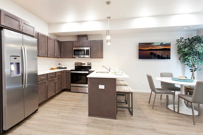 Photo - Prairie Pointe Apartments & Townhomes