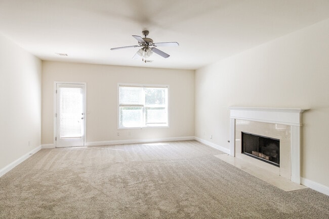 Photo - 3951 Lucas Ln