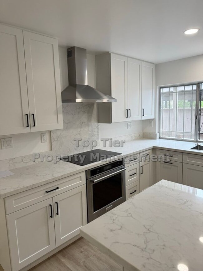 Photo - AVAILABLE NOW!! Newly Remodeled UTC/UCSD Condo | Modern Living in the Heart of San Diego