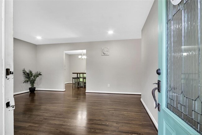 Photo - 114 Thomas Nelson Ln