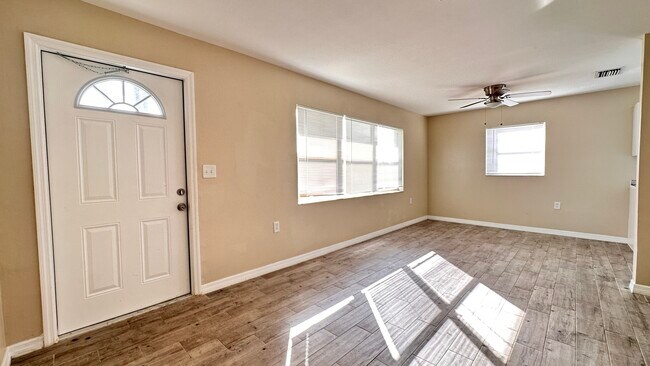 Photo - 3830 Highland Ave