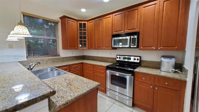 Photo - 6584 Hidden Cove Dr