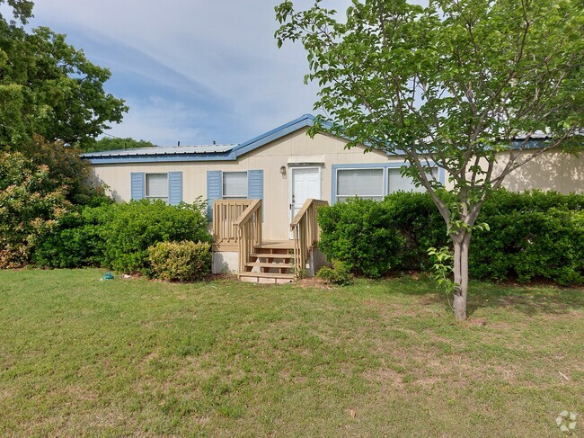 Building Photo - 12237 Farm to Market Rd 730 N Rental