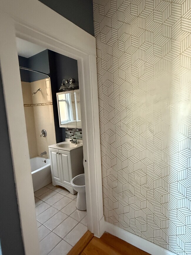 Photo - 4112 W Wellington Ave