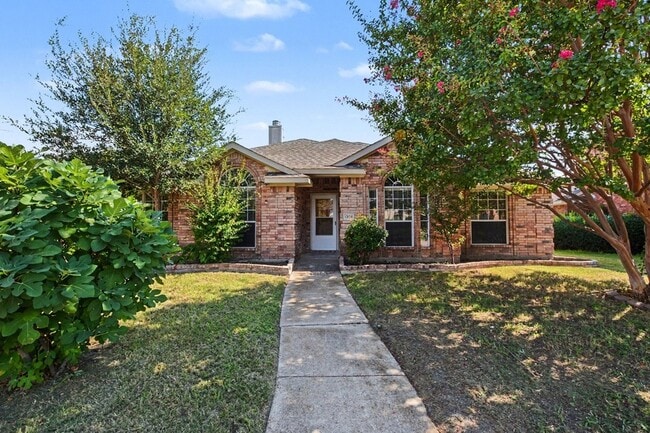 1306 Woodmont Dr