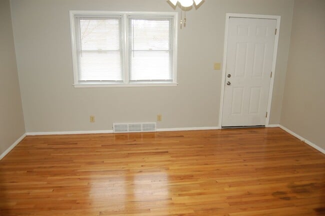 Photo - 4630 Starr St Unit 4632