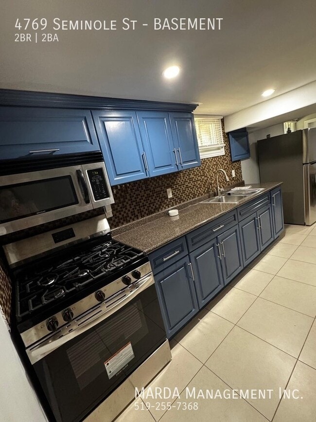 Photo - COZY 2 BED/2 BATH BASEMENT UNIT + 40% OF HYDRO, WATER & GAS Unit BASEMENT