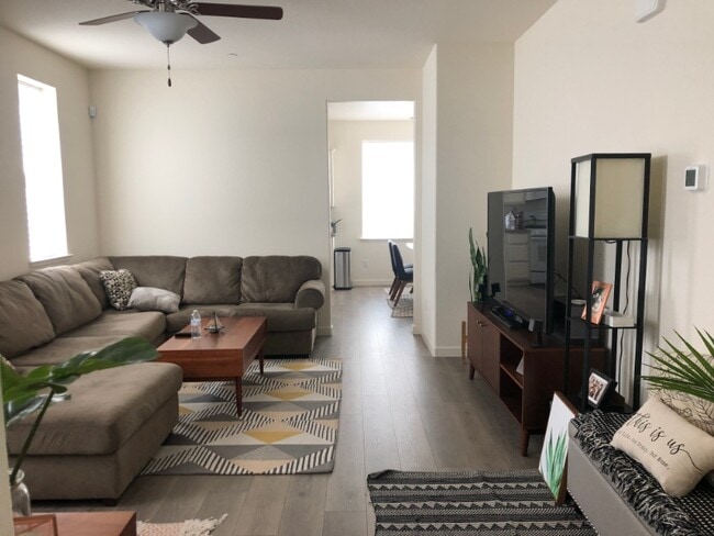 Photo - 4443 Silver Cedar Ln