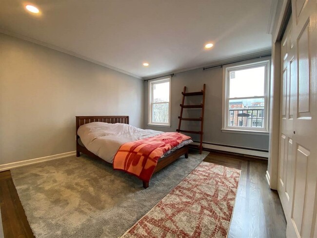 Photo - 18 Bright St Unit D