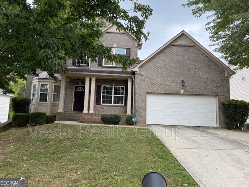 Photo - 605 Applegate Ln