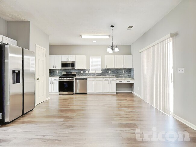 Photo - 6836 Bridgewood Dr