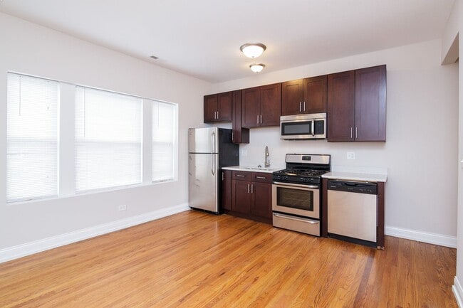 Photo - Portage Park Theater Apartments