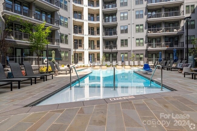 Photo - 536 W Tremont Ave Unit A3