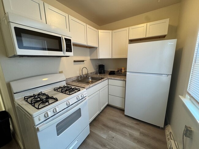 Photo - All Utilities Studio across from Kiwanis Park – $850 Unit Apartment 1