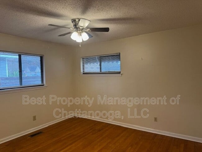 Photo - 2179 Duggan St