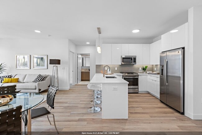 Building Photo - 5711 John F. Kennedy Blvd Unit 421