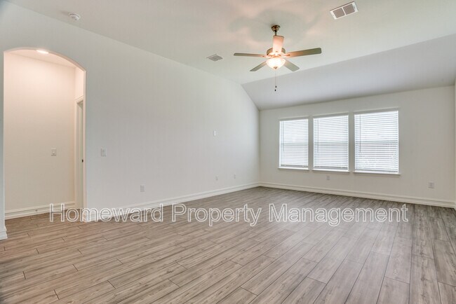 Photo - 3617 Cadogan St