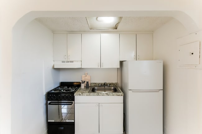 Photo - Newly renovated studio apartment in Hollywood, Florida Unidad E