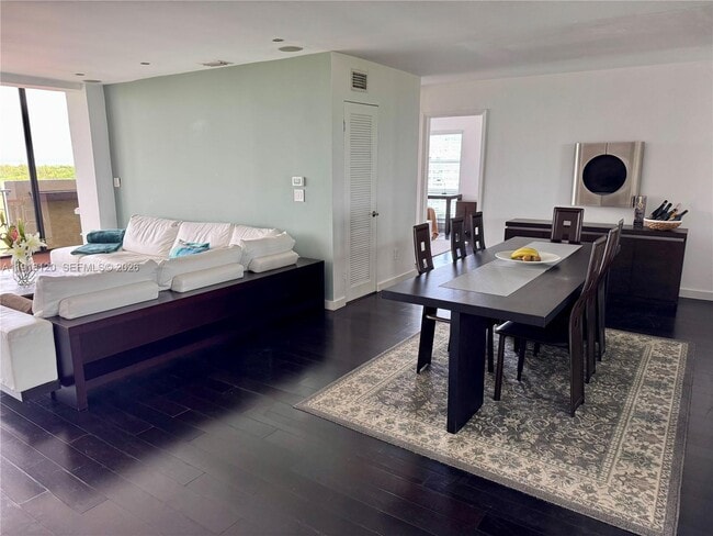 Photo - 77 Crandon Blvd Unit 10A