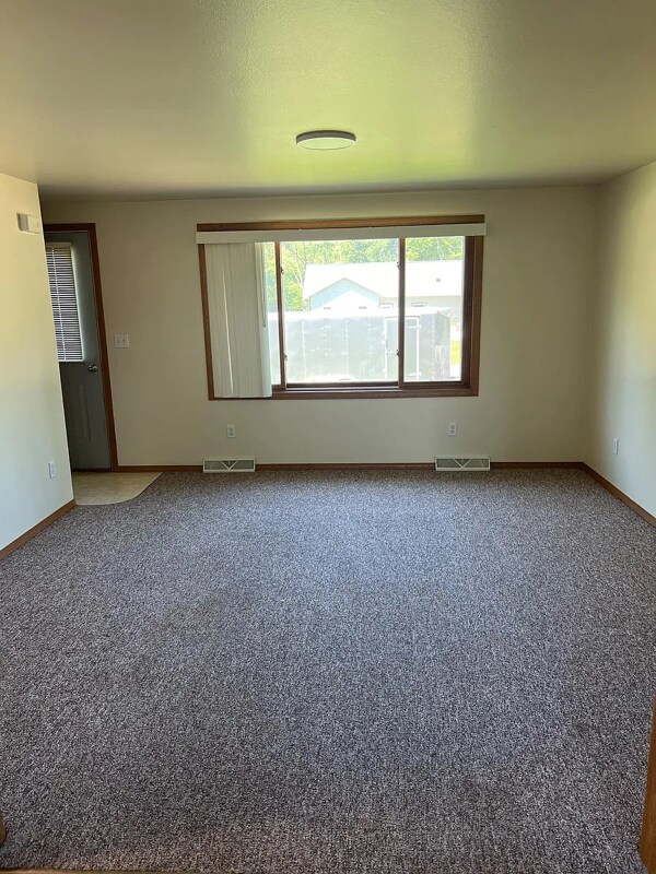 Photo - 502 N Steven Ave