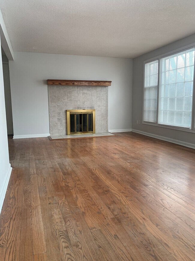 Photo - Your Next Home Awaits: 4BR/2BA in Desirable Prairie Village Location!