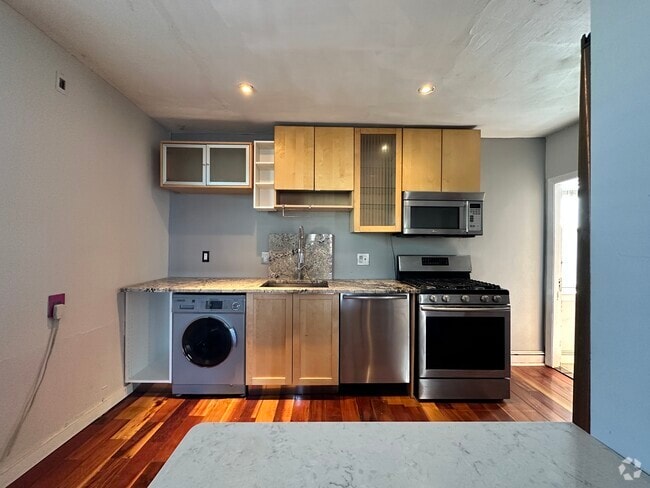 Building Photo - 14 Africa St Unit #3 Rental