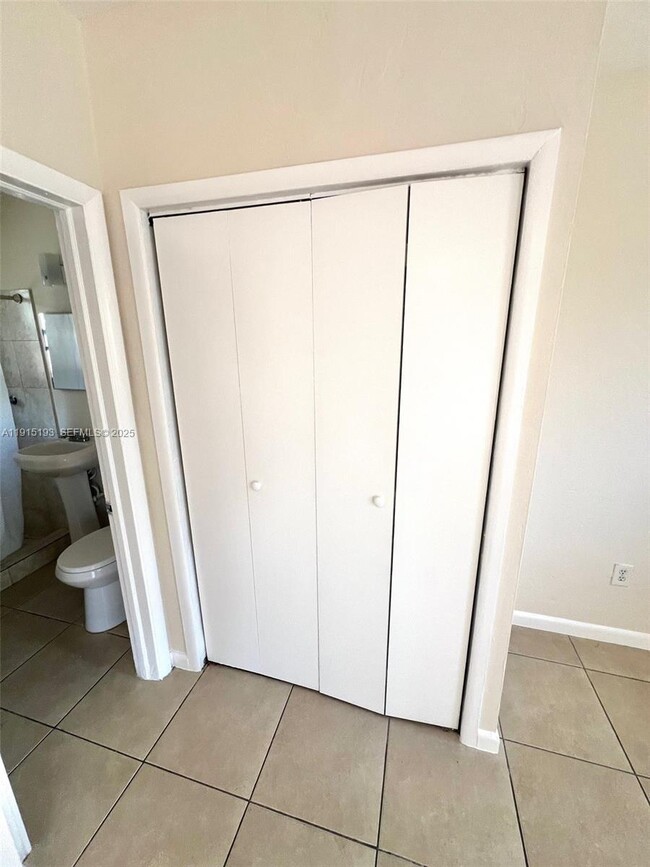 Photo - 690 NE 85th St Unit 3D