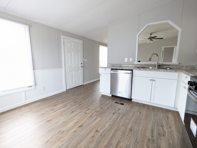 Photo - 329 Pine Hills Rd