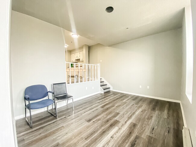 Photo - 302-51 King Street West Brockville Ontario K6V 3P8 Unit 302
