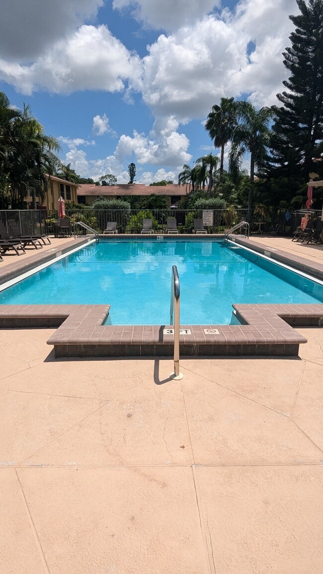 Photo - 9871 Citadel Ln Unidad 106