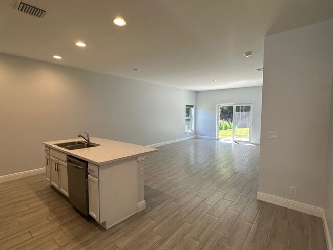 Photo - 3 Bedroom 2 Bath 1 Car Garage