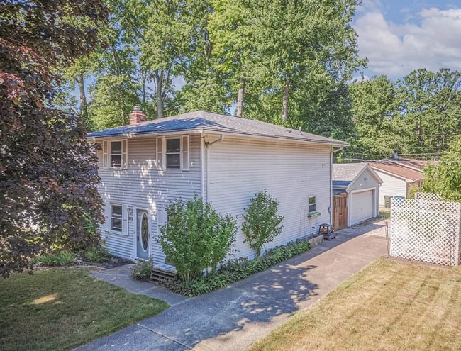 Building Photo - 5270 Cornell Ave