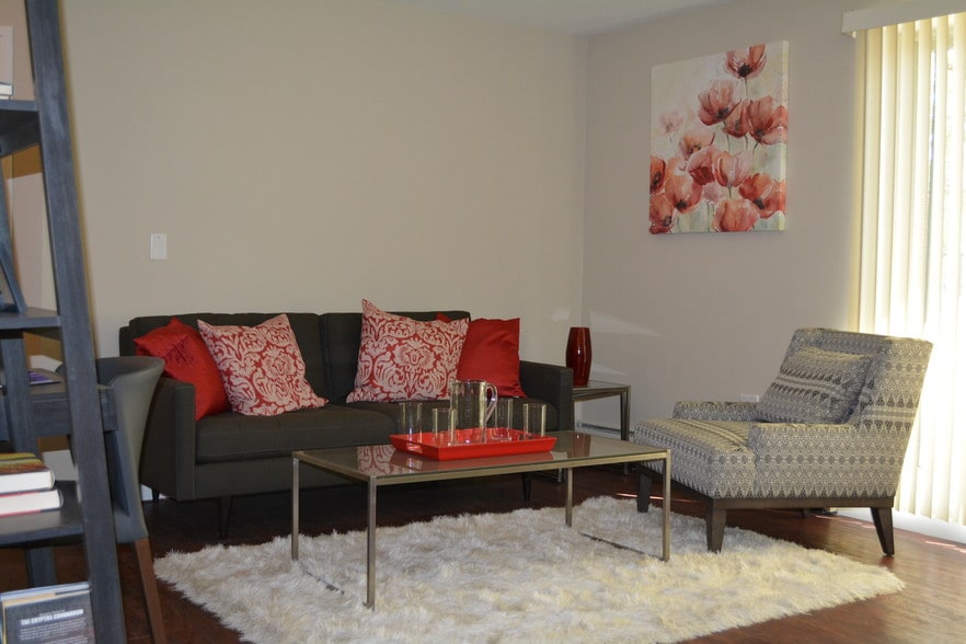 Enclave Apartments of Hoffman Estates For Rent in Hoffman Estates, IL